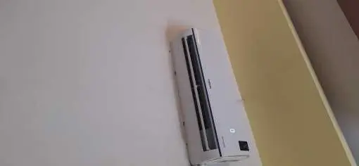 Khách hàng review Điều hòa Samsung Inverter 12000 BTU AR12TYHQASINSV 6