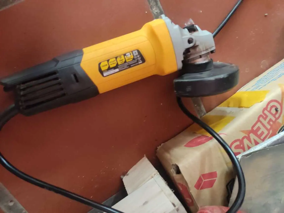 Khách hàng review Máy mài góc Tolsen 79542 760W 4