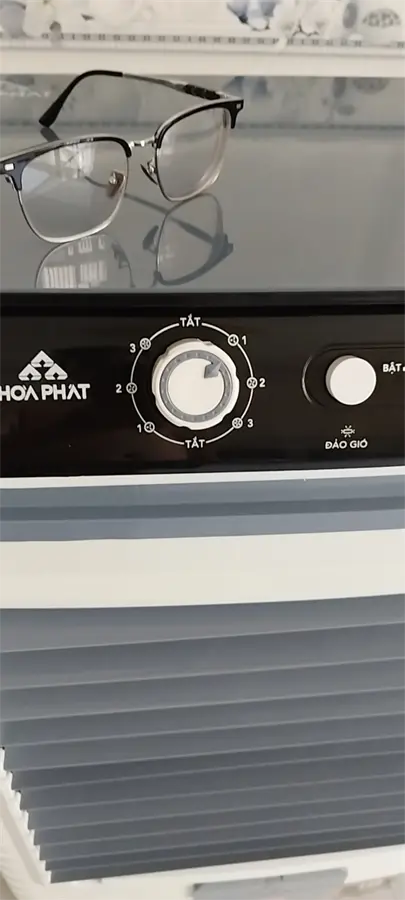 Khách hàng review Quạt điều hòa Hòa Phát HPCF1-012 165W 4