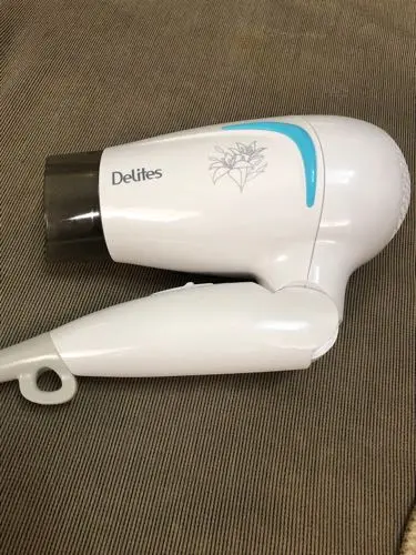 Khách hàng review Máy sấy tóc 1200W Delites MST02 4