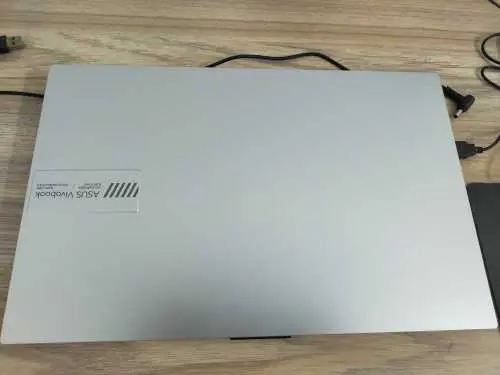 Khách hàng review Laptop Asus Vivobook Go 15 E1504FA - NJ776W (R5 7520U, 16GB, 512GB, Full HD, Win11) 5