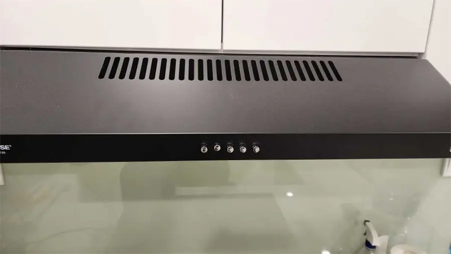 Khách hàng review Máy hút mùi âm tủ Sunhouse SHB6118B 5