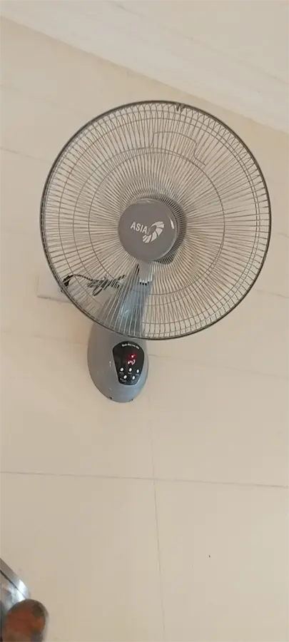 Khách hàng review Quạt treo tường Asia 3 cánh VY377990 55W 8