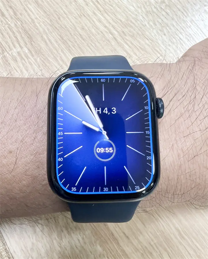 Khách hàng review Đồng hồ thông minh Apple Watch Series 9 GPS 45mm viền nhôm dây thể thao 3