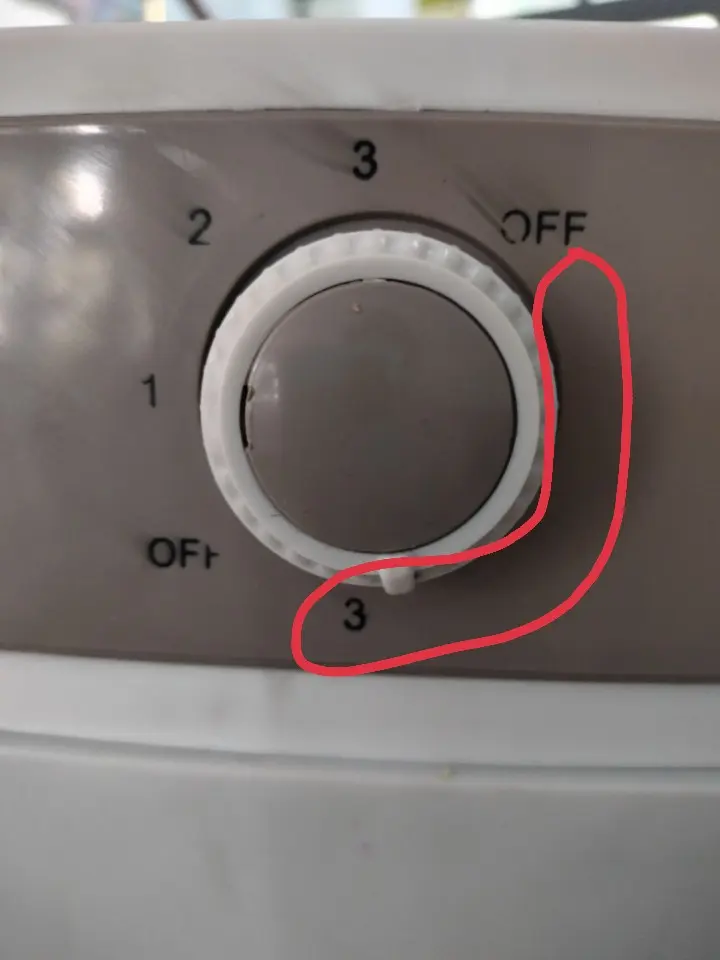 Khách hàng review Quạt điều hoà Kangaroo KG50F62 100W 9