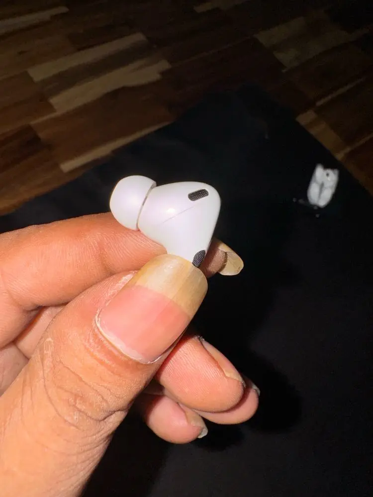 Khách hàng review Tai nghe Bluetooth AirPods Pro (2nd Gen) MagSafe Charge (Lightning) Apple MQD83 3