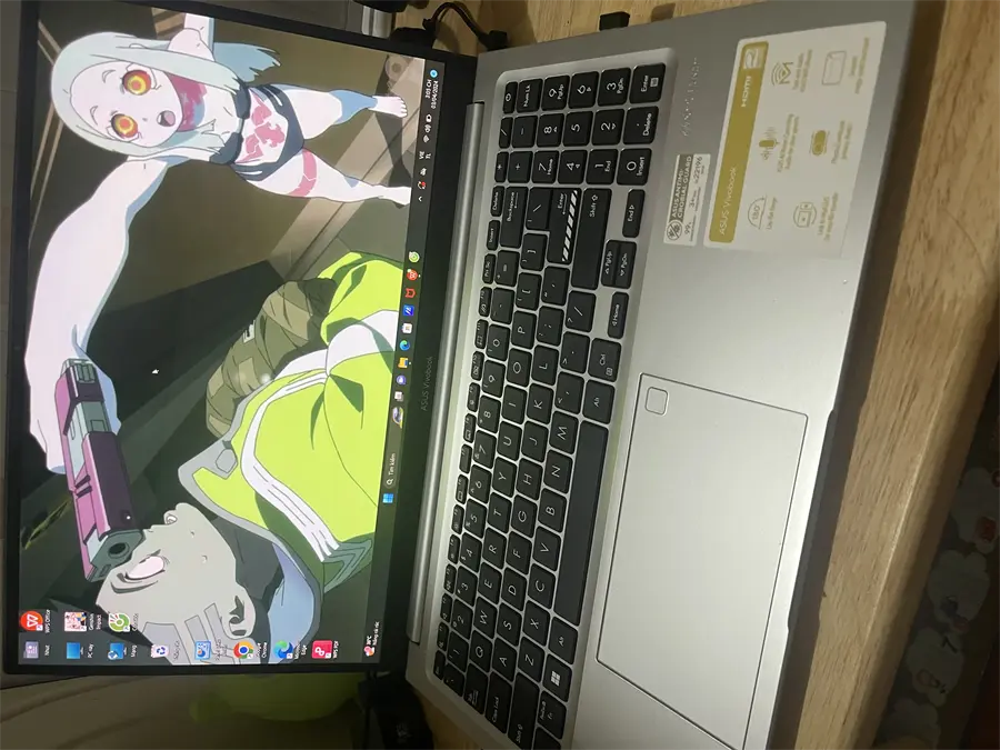 Khách hàng review Laptop Asus Vivobook 15 OLED A1505ZA i5 12500H/16GB/512GB/Win11 (L1337W) 1