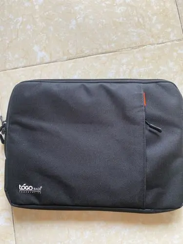 Khách hàng review Túi chống sốc Laptop 14 inch Togo kéo ngang 4
