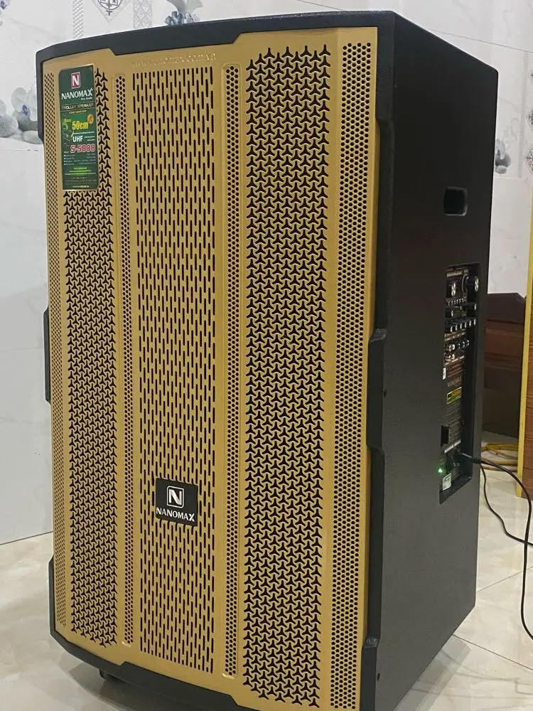 Khách hàng review Loa kéo karaoke Nanomax S-5000 1350W 4