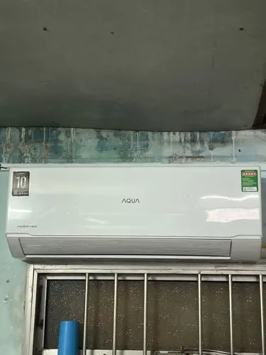 Khách hàng review Máy lạnh Aqua Inverter 1 HP AQA-RUV10RB 1