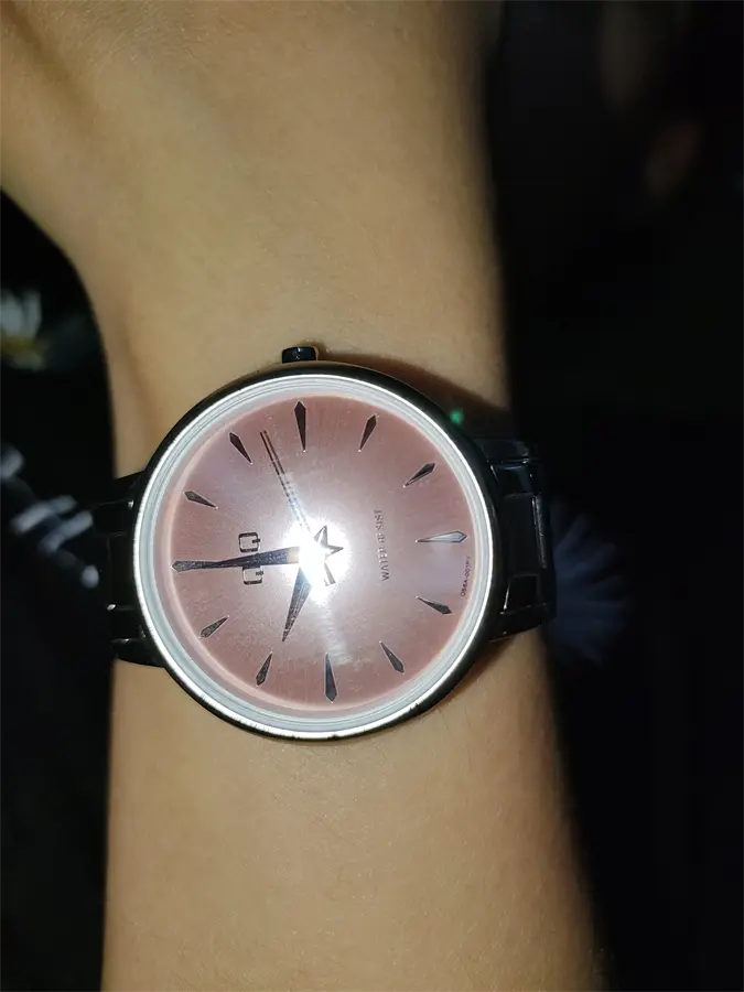 Khách hàng review Đồng hồ Q 1