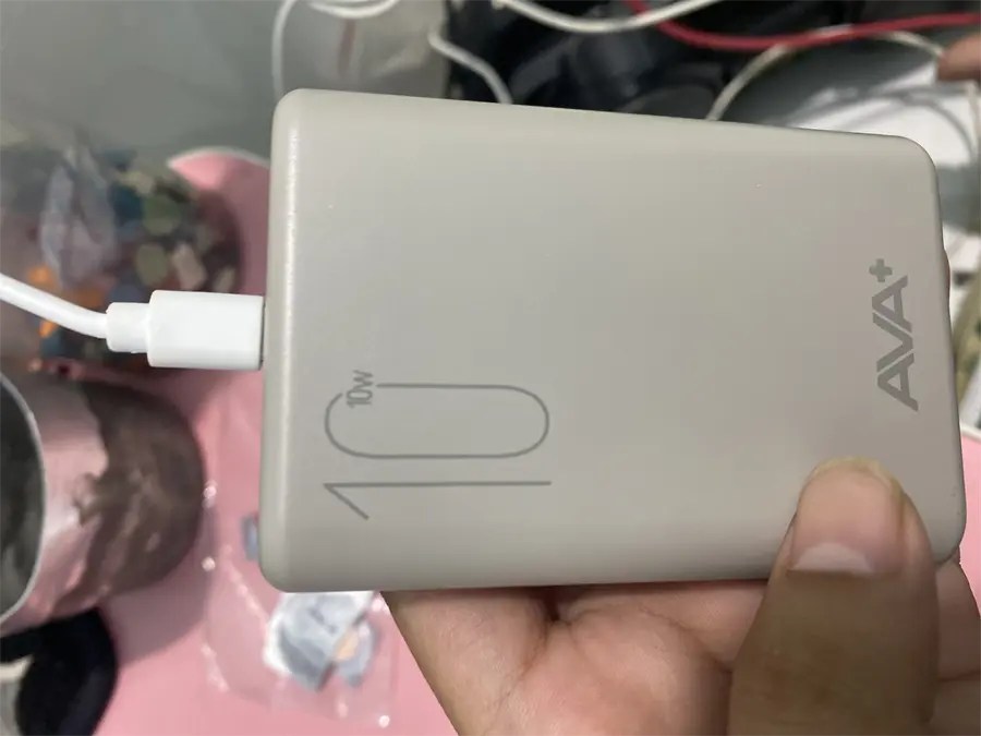 Khách hàng review Pin sạc dự phòng Polymer 10.000 mAh 12W AVA  PJ JP192 11