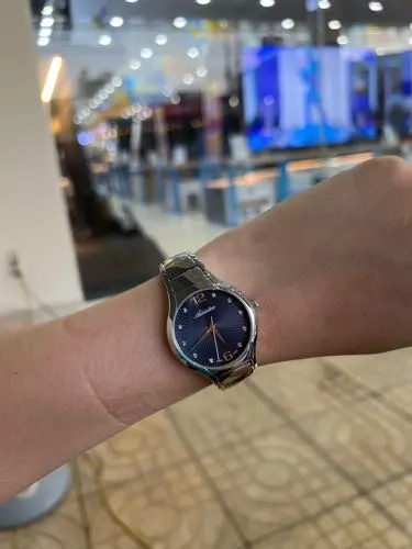 Khách hàng review Đồng hồ ADRIATICA 33 mm Nữ A3798.5175Q 3