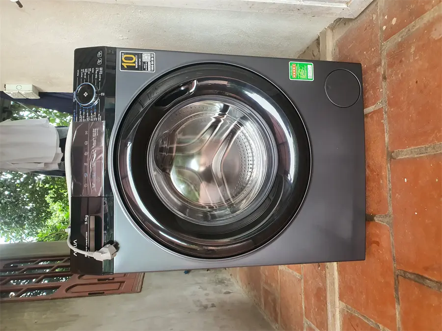 Khách hàng review Máy giặt Aqua Inverter 9.5 kg AQD-A952J BK 6