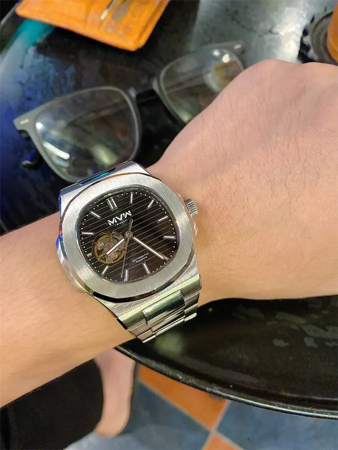 Khách hàng review Đồng hồ MVW Elegant 43 mm Nam MSA098-02-ELE 2