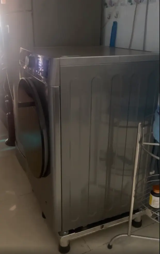 Khách hàng review Máy giặt sấy LG AI DD Inverter giặt 10 kg - sấy 6 kg FV1410D4P 3