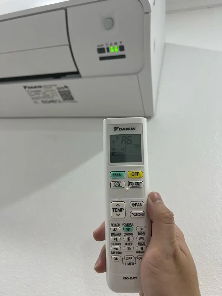 Khách hàng review Máy lạnh Daikin Inverter 1 HP FTKY25WMVMV 19