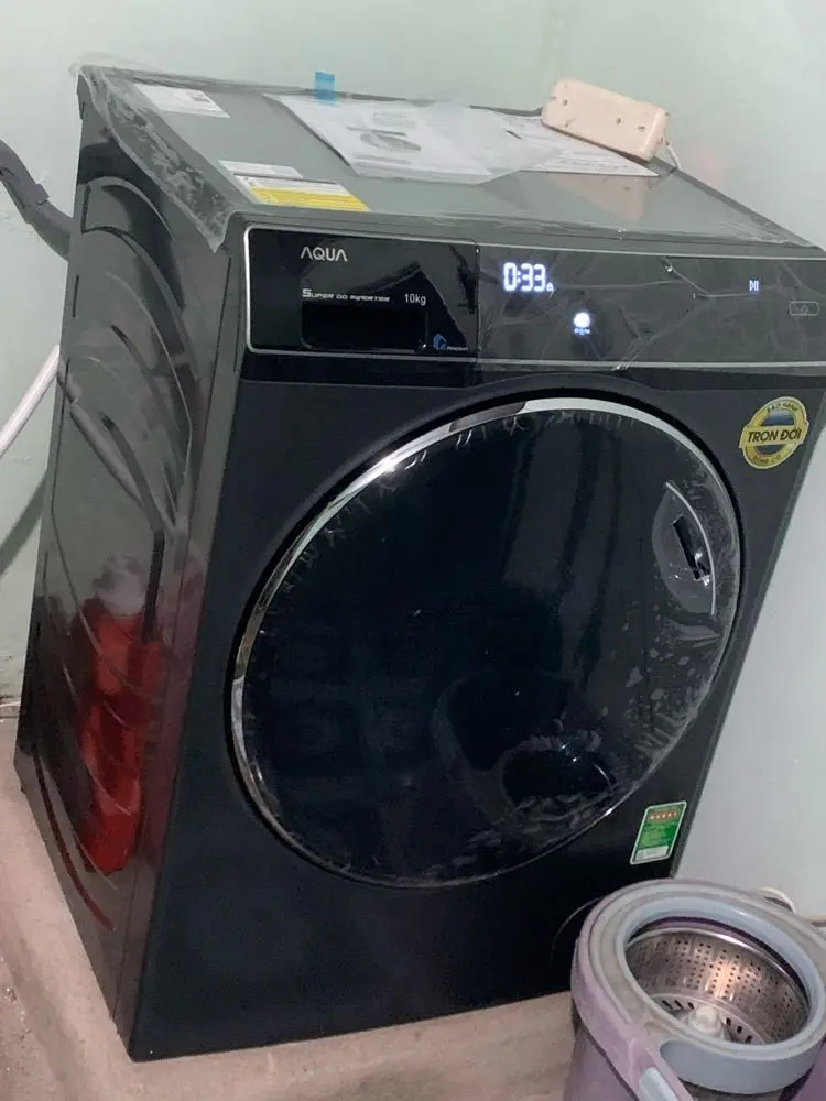 Khách hàng review Máy giặt Aqua Inverter 10 kg AQD-DW1000J.BK 2