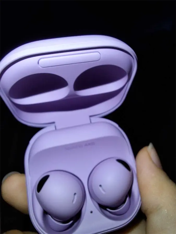 Khách hàng review Tai nghe Bluetooth True Wireless Samsung Galaxy Buds 2 Pro R510N 6
