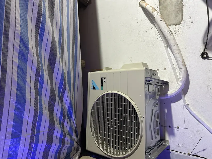 Khách hàng review Máy lạnh Daikin Inverter 1.5 HP ATKB35YVMV 4