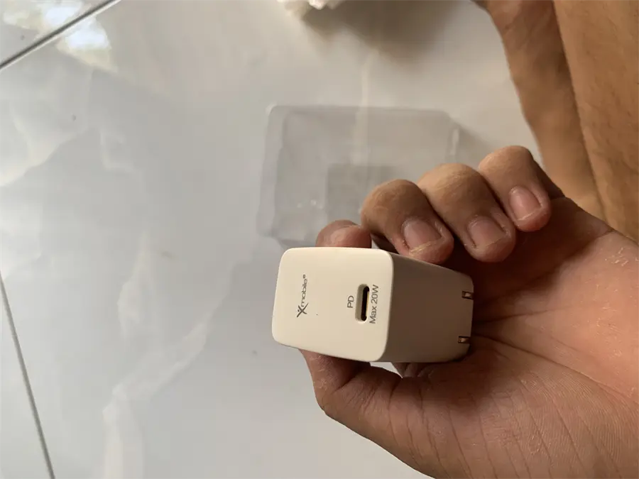 Khách hàng review Adapter Sạc Type C PD 20W Xmobile TC20W 3