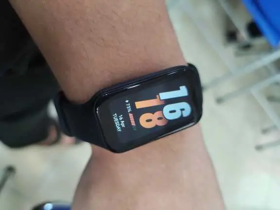 Khách hàng review Vòng đeo tay thông minh Mi Band 8 Active 7