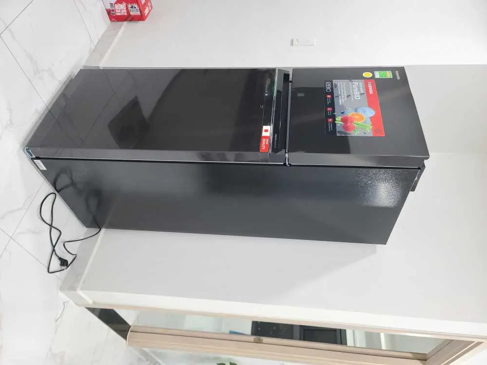 Khách hàng review Tủ lạnh Toshiba Inverter 338 lít GR-RT468WE-PMV(58)-MM 4