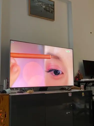Khách hàng review Smart Tivi Neo QLED Samsung AI 4K 55 inch QA55QN85B 2