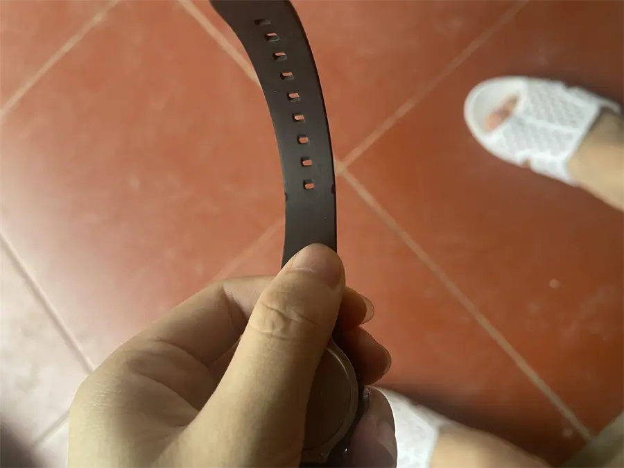 Khách hàng review Đồng hồ Q 3