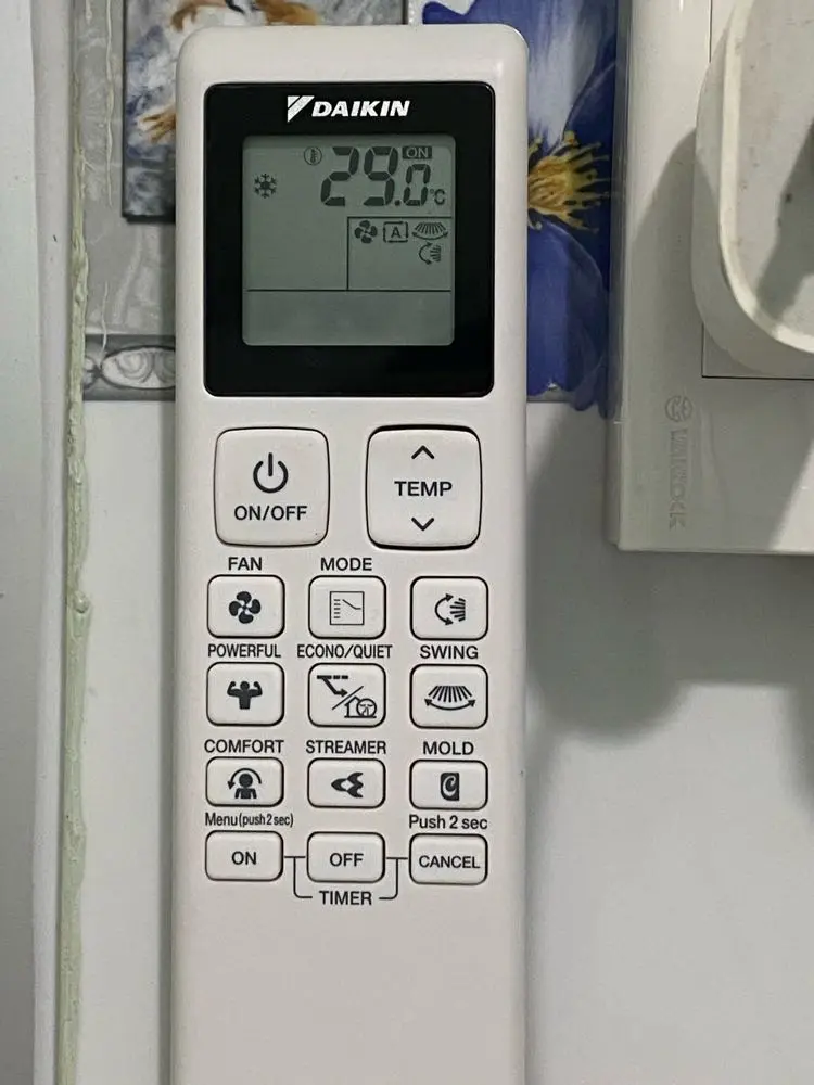 Khách hàng review Máy lạnh Daikin Inverter 1 HP ATKF25YVMV 13