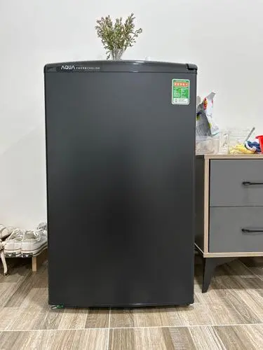 Khách hàng review Tủ lạnh Aqua 90 lít AQR-D99FA(BS) 10