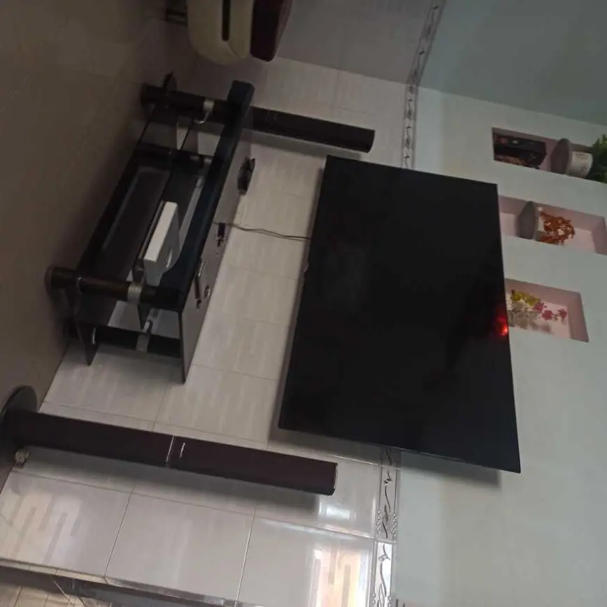 Khách hàng review Smart Tivi Samsung 4K 65 inch UA65AU7002 3