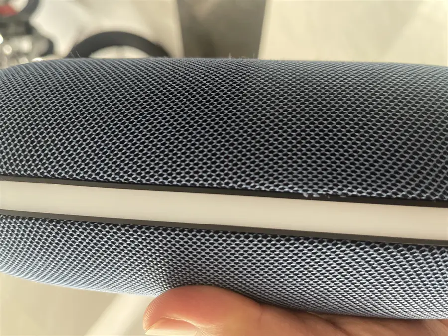 Khách hàng review Loa Bluetooth Rezo Light Motion K118 2