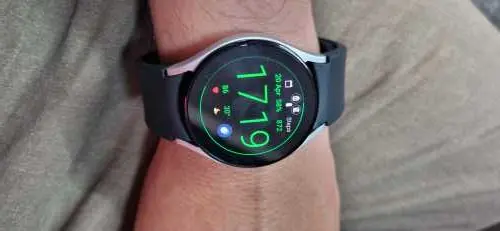 Khách hàng review Đồng hồ thông minh Samsung Galaxy Watch5 40mm 22