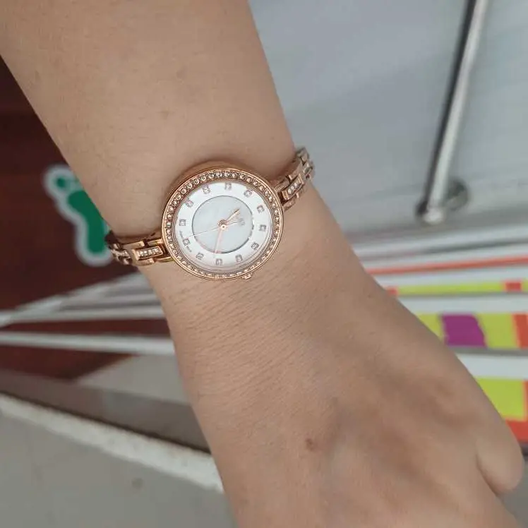 Khách hàng review Đồng hồ ELIO 25.5 mm Nữ ES103-03 1