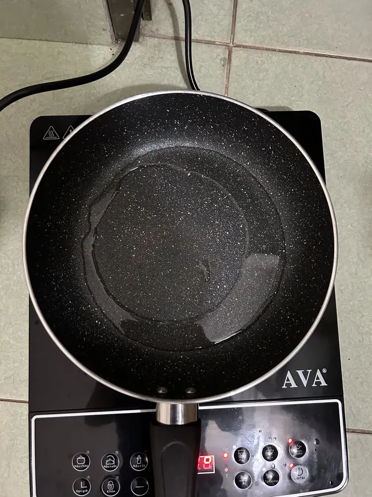 Khách hàng review Chảo nhôm chống dính vân đá đáy từ 24 cm Elmich Colosseum Y1 EL-3719 Xanh dương 2