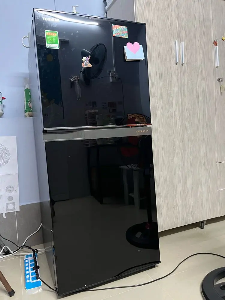 Khách hàng review Tủ lạnh Toshiba Inverter 180 lít GR-B22VU UKG 12