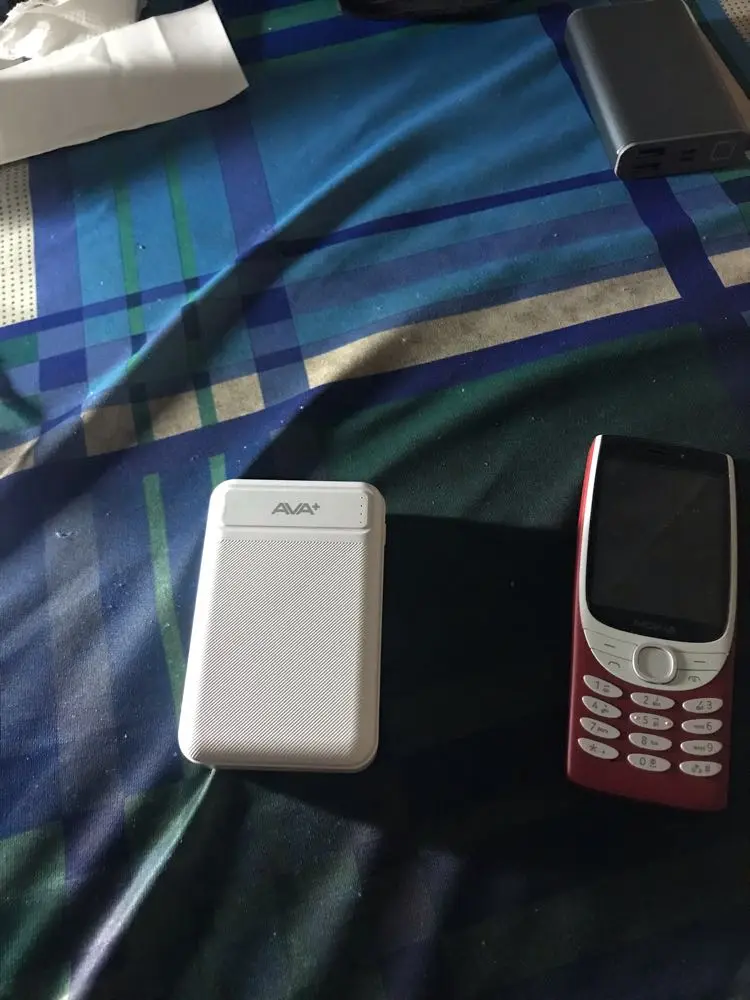 Khách hàng review Pin sạc dự phòng Polymer 10000mAh 10.5W AVA  GN-05 2
