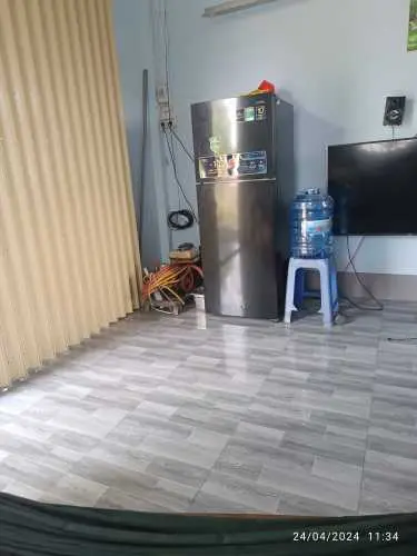 Khách hàng review Tủ lạnh Aqua Inverter 211 lít AQR-T238FA(FB) 4
