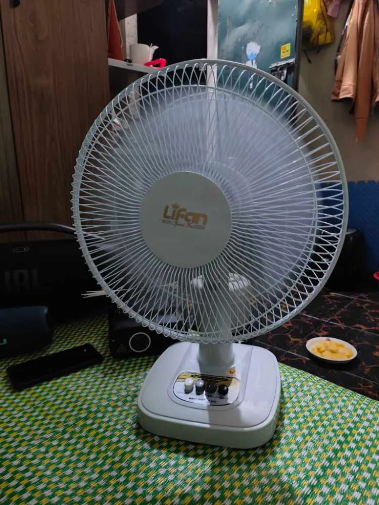 Khách hàng review Quạt bàn Lifan 3 cánh B-212 35W 1