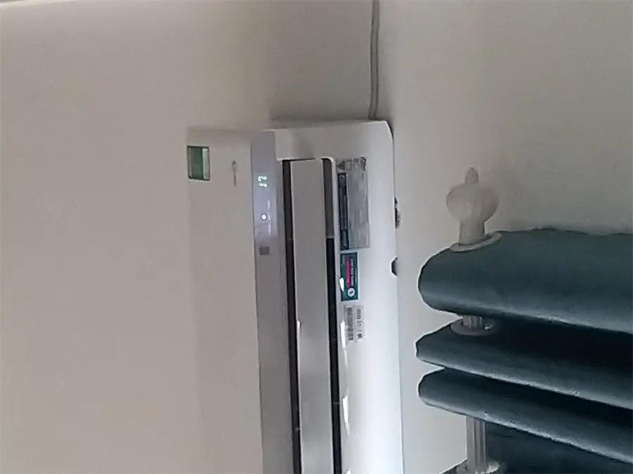 Khách hàng review Máy lạnh Midea Inverter 1 HP MAFA-09CDN8 41