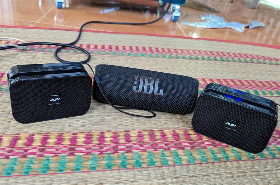 Khách hàng review Loa Bluetooth AVA  Go Z12 11