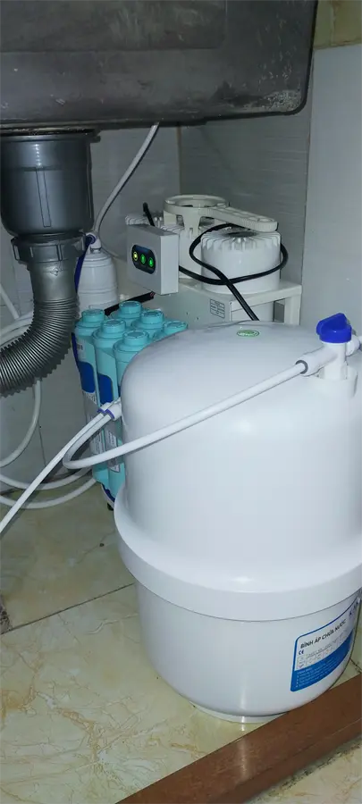Khách hàng review Máy lọc nước RO Hydrogen Karofi KAQ-U95 10 lõi 4