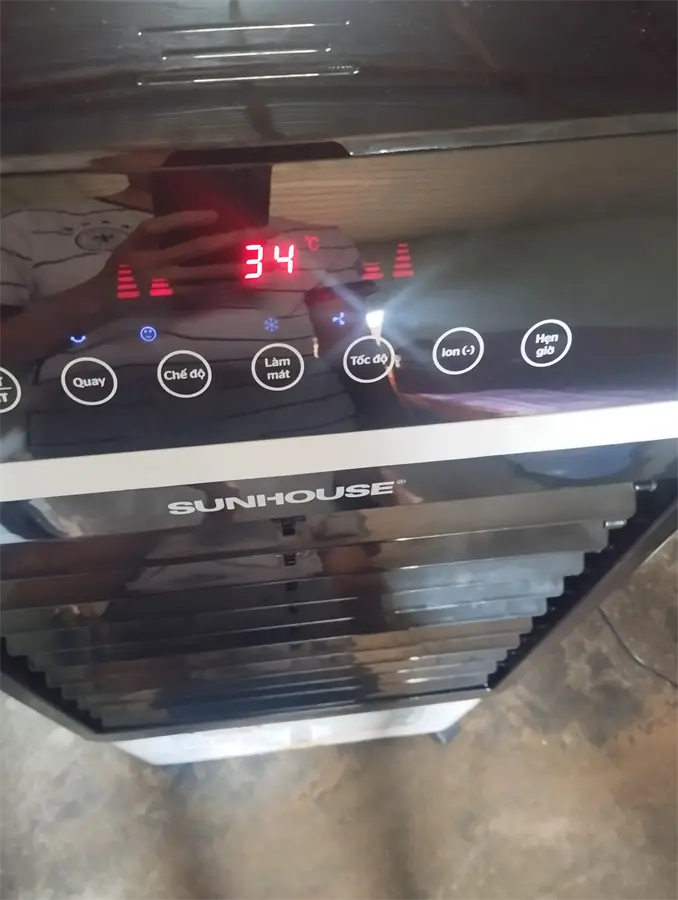 Khách hàng review Quạt điều hòa Sunhouse SHD7727 150W 33