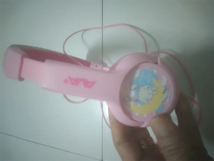 Khách hàng review Tai nghe Chụp Tai Trẻ em AVA  KD-662 3
