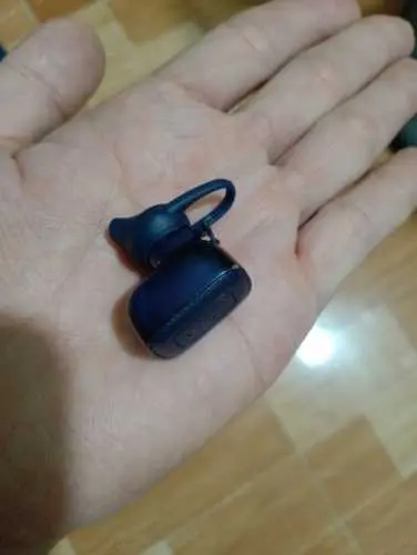 Khách hàng review Tai nghe Bluetooth 1 Bên Mozard Q6C 2