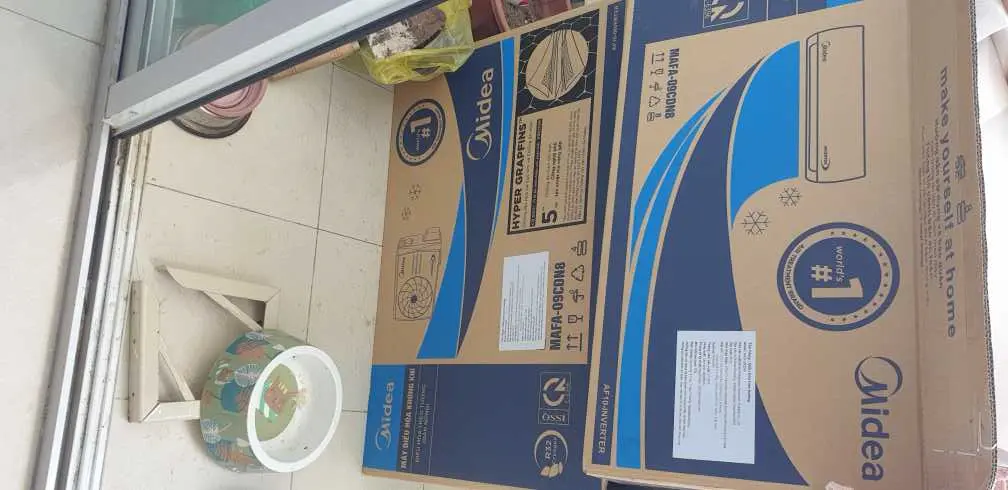 Khách hàng review Máy lạnh Midea Inverter 1 HP MAFA-09CDN8 31
