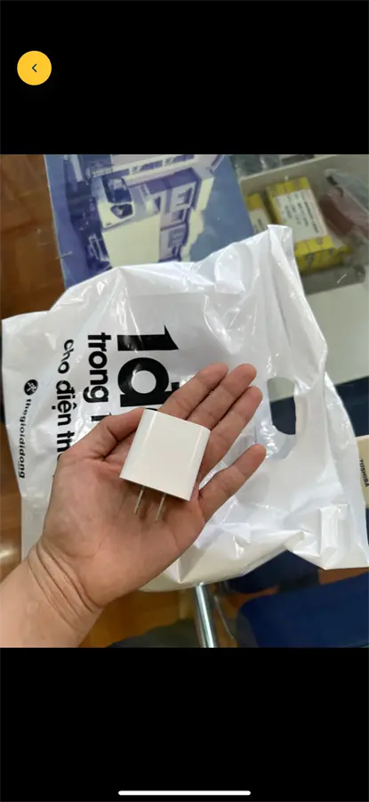 Khách hàng review Sạc nhanh Type-C PD 20W Apple 11