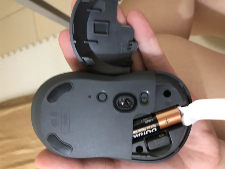 Khách hàng review Chuột Bluetooth Silent Logitech Signature M650 5