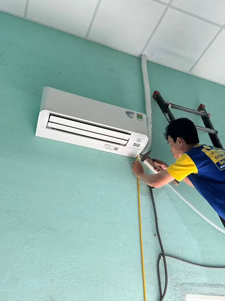 Khách hàng review Máy lạnh Daikin Inverter 1.5 HP FTKY35WMVMV 2